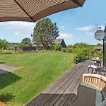 Vakantiehuis Gorgeous In With Sauna Allinge-Sandvig